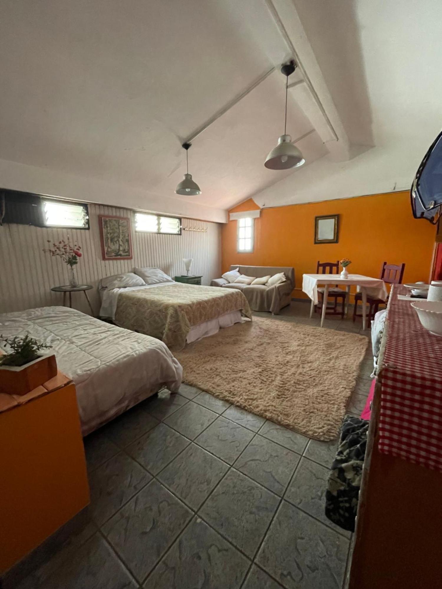 אזייזה Habitacion Privada Barrio Uno מראה חיצוני תמונה