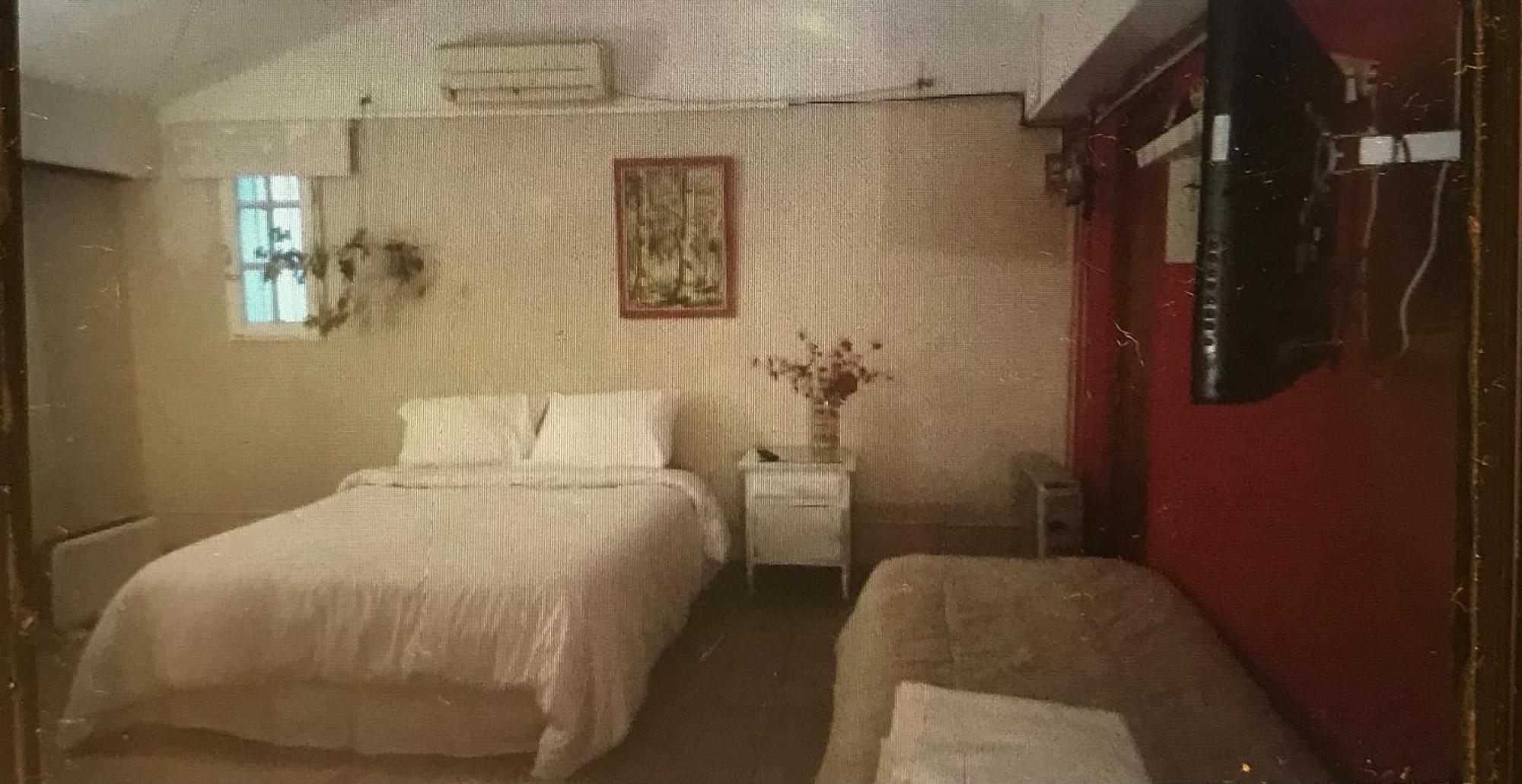 אזייזה Habitacion Privada Barrio Uno מראה חיצוני תמונה